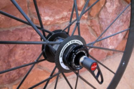 Lightweight-Milestein-disc-brake-carbon-wheels-clincher-7-297x198